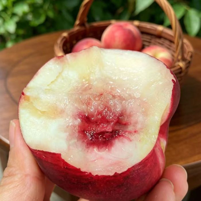 进口|白油桃（简装）|2.3斤|次日配送